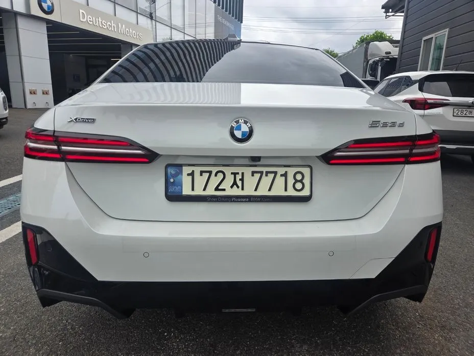 BMW 5-Series 2024 из KR, фото 3