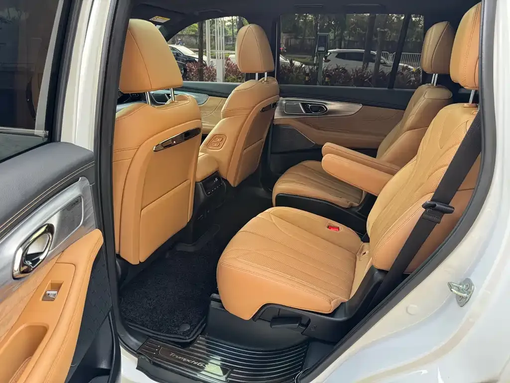 GAC Motor Trumpchi ES9 — фото 3