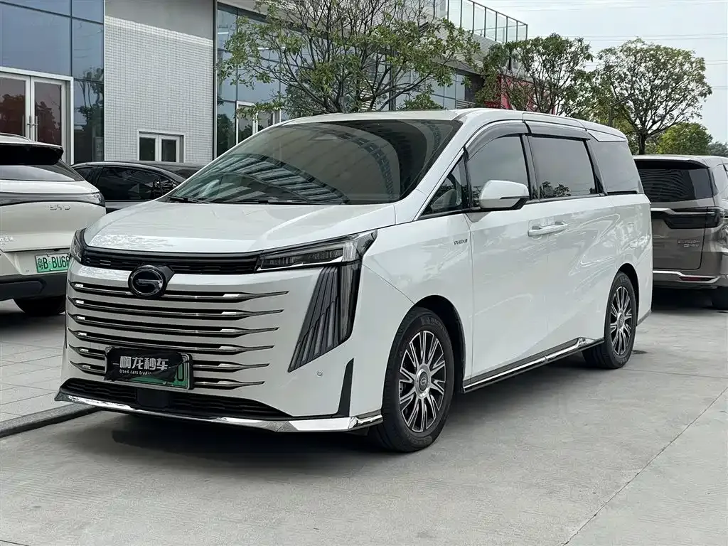 GAC Motor Trumpchi E9 — фото 1