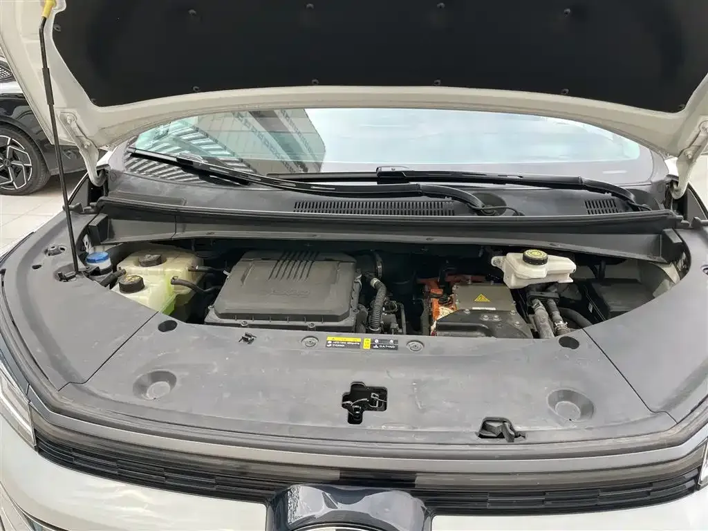 GAC Motor Trumpchi E9 — фото 10