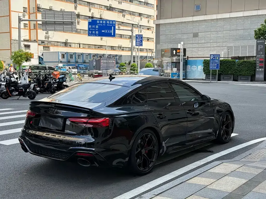Audi RS 5 — фото 7