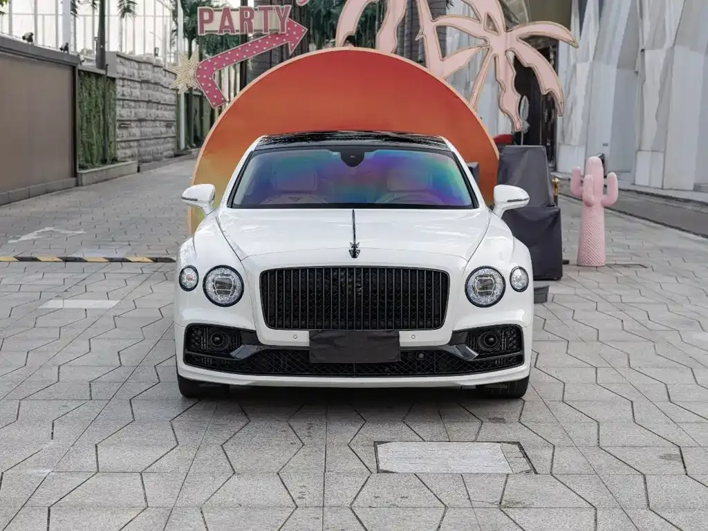 Bentley Flying Spur — фото 6