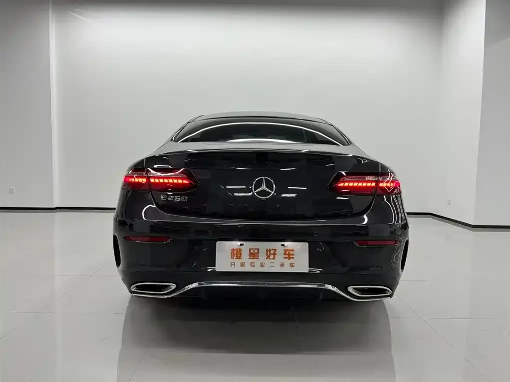 Mercedes-Benz E-Class (Import) — фото 2