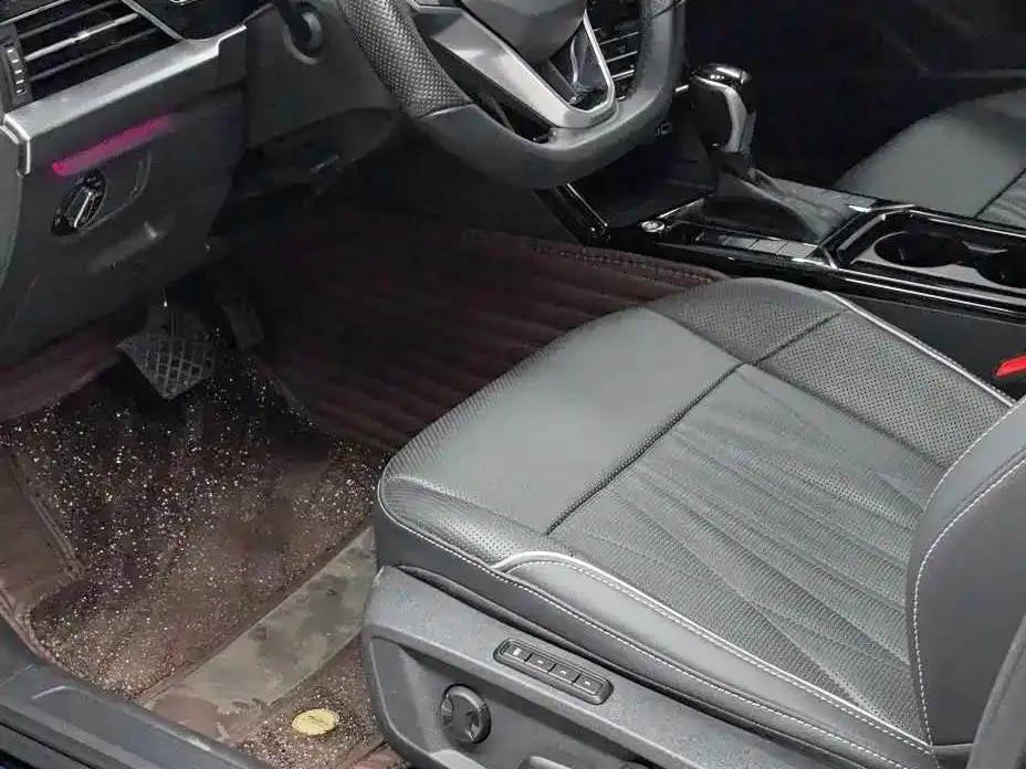 Volkswagen Passat — фото 8