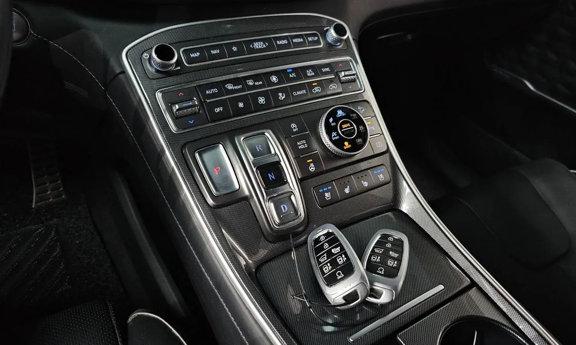 Hyundai Santafe — фото 9