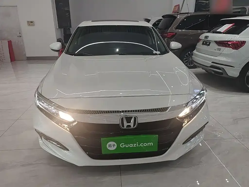 Honda Accord — фото 7