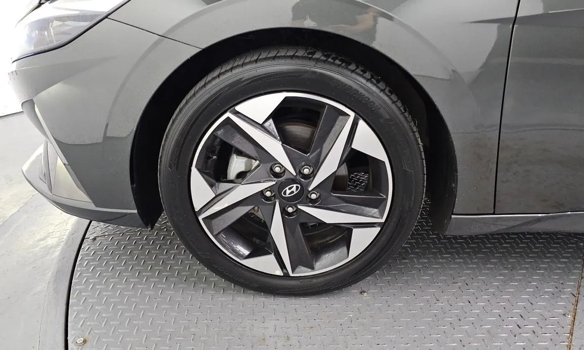 Hyundai AVANTE — фото 6