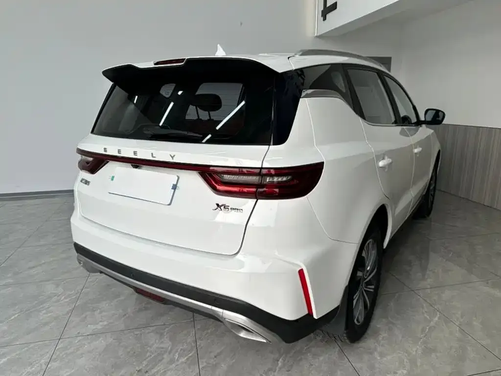 Geely Vision X6 — фото 3