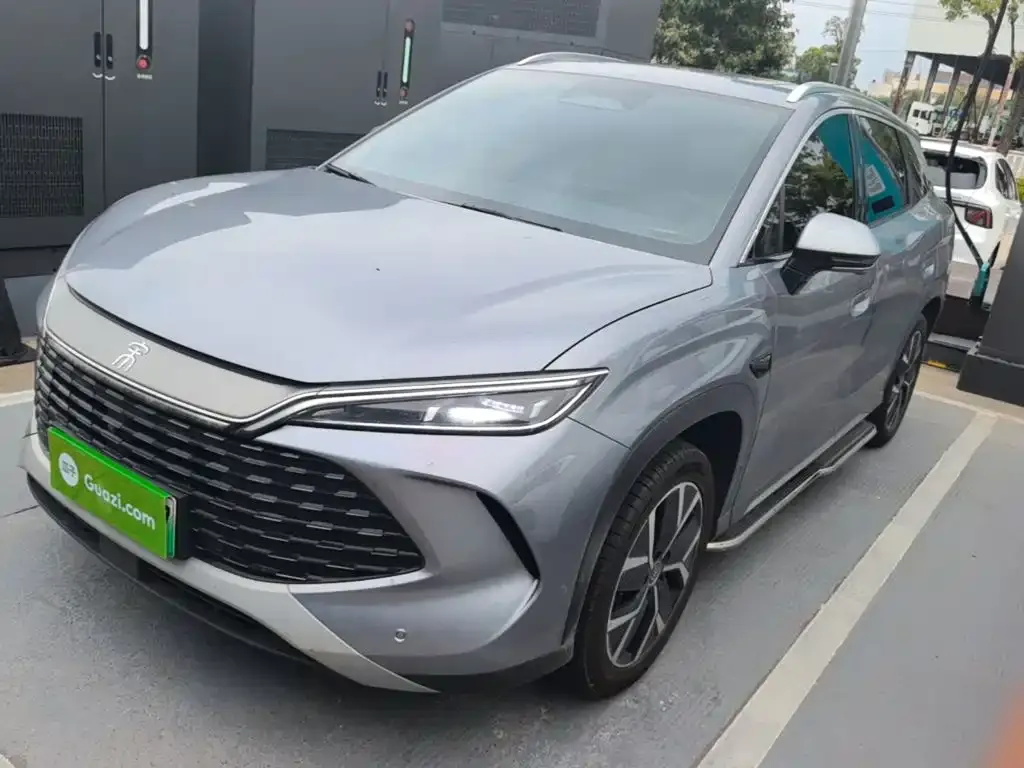BYD L DM-i — фото 4