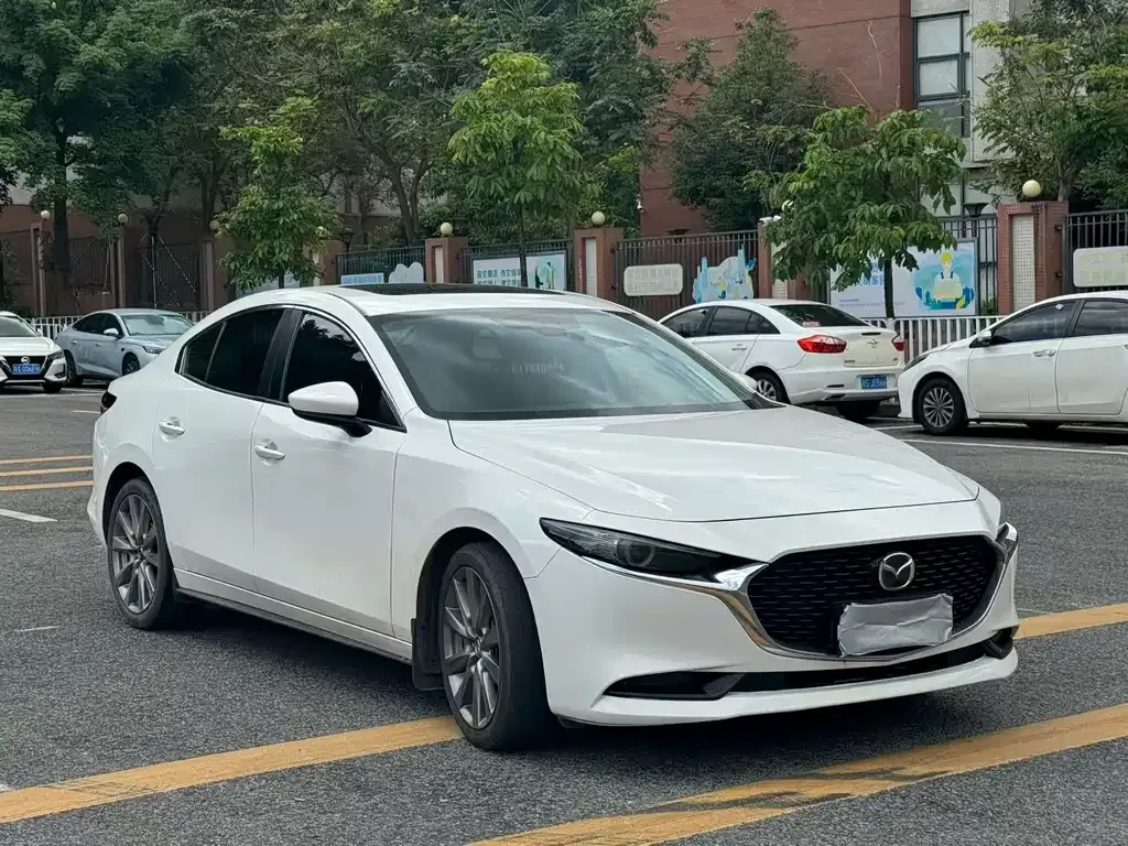 Mazda 3 Axela — фото 6