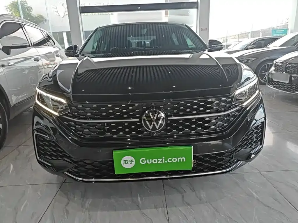 Volkswagen Passat — фото 8