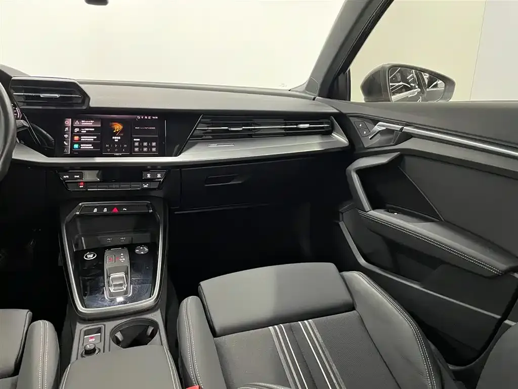 Audi A3 — фото 6