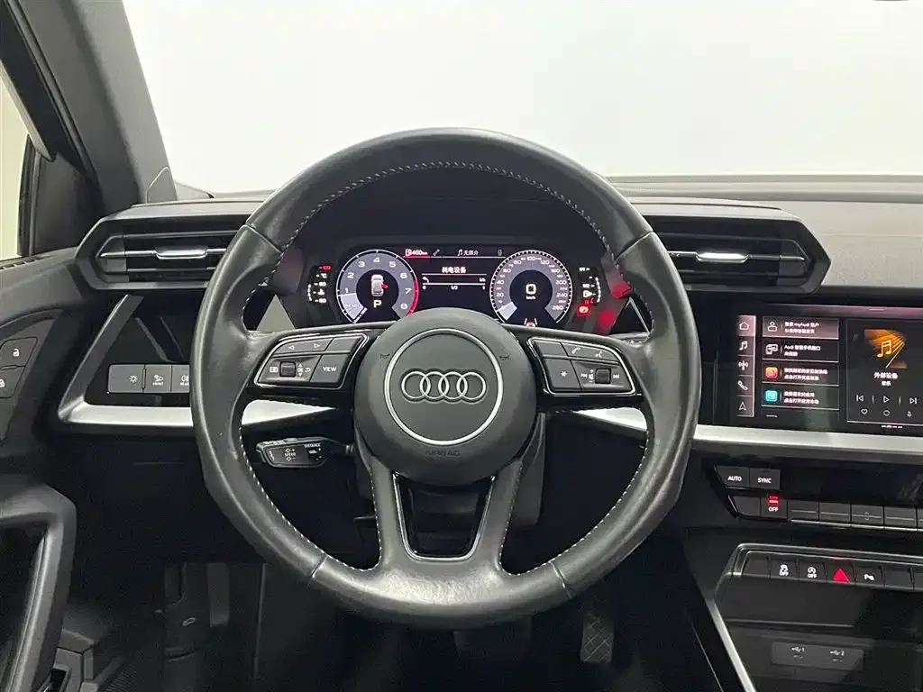 Audi A3 — фото 10