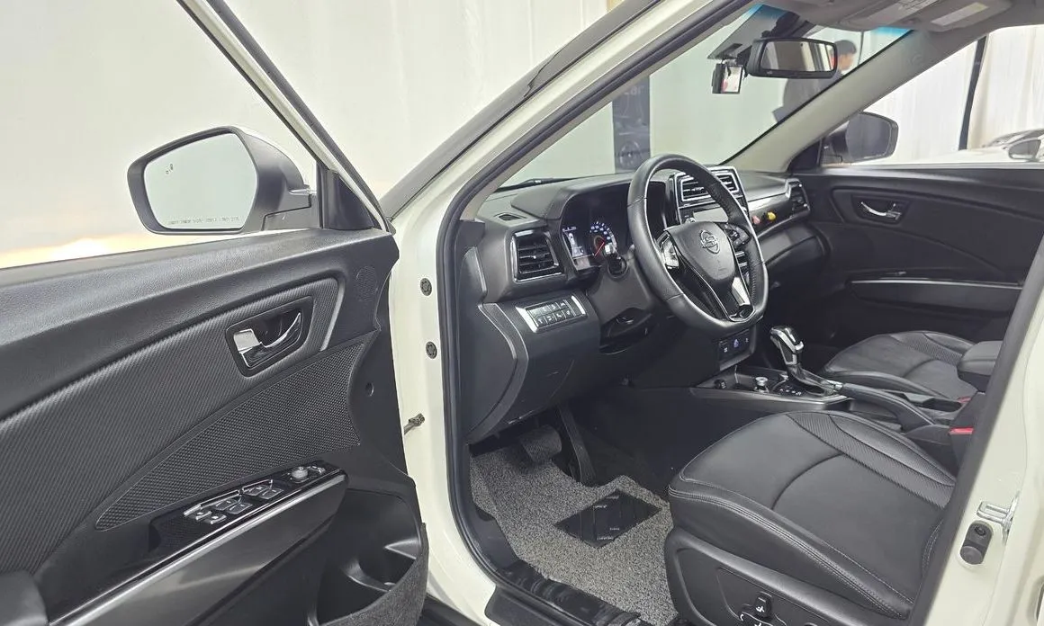 KG Mobility (Ssangyong) TIBOLI 2023 из KR, фото 10