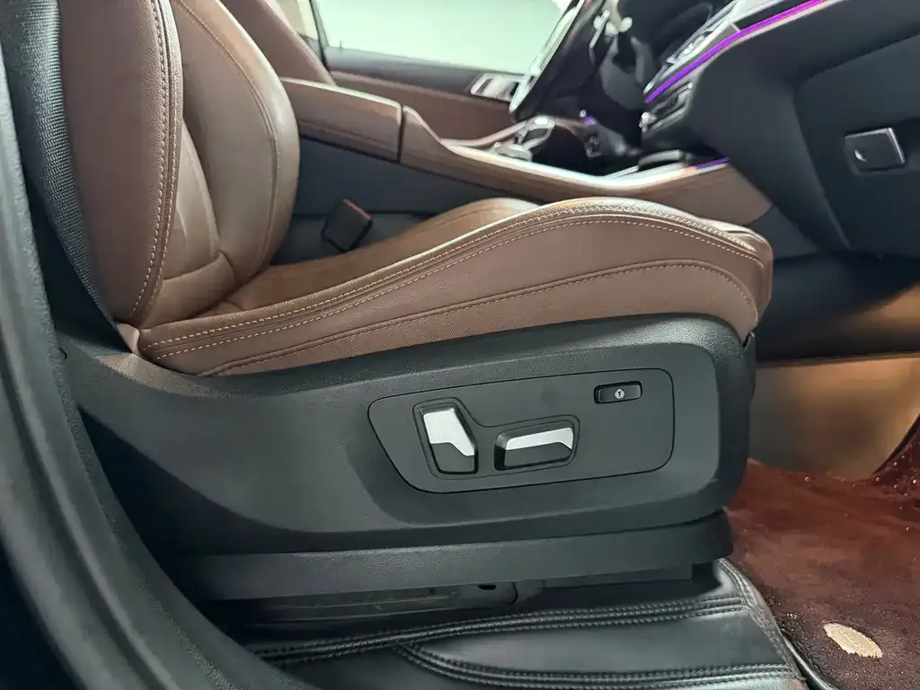 BMW X5 (Import) — фото 10