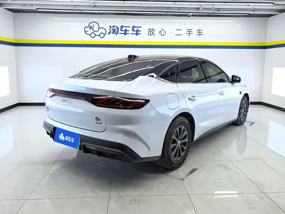 BYD Qin L — фото 10