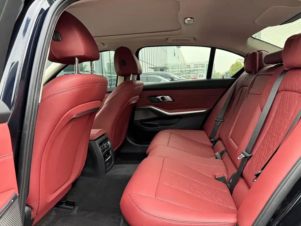 BMW 3 Series — фото 10