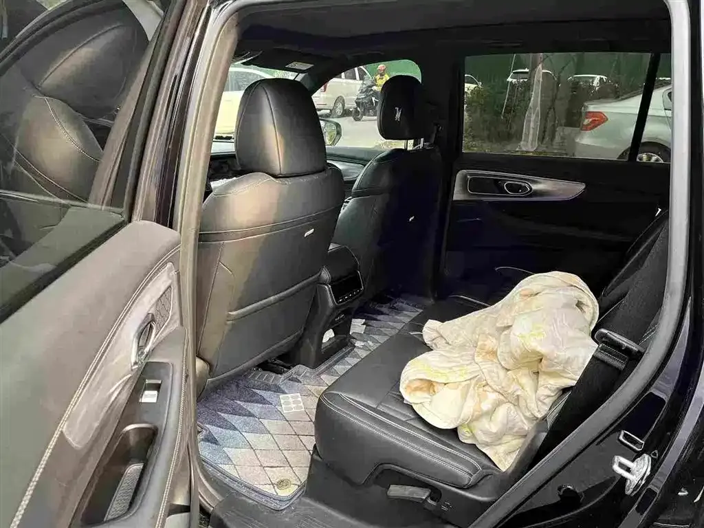 GAC Motor Trumpchi GS8 — фото 2