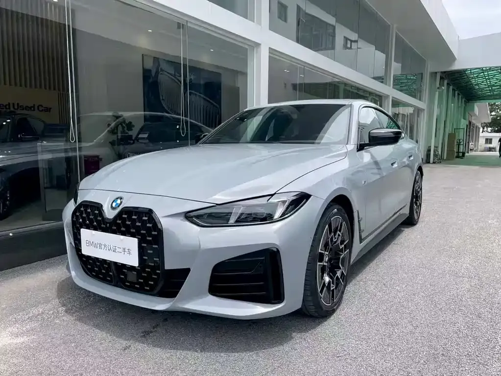BMW 4 Series — фото 1