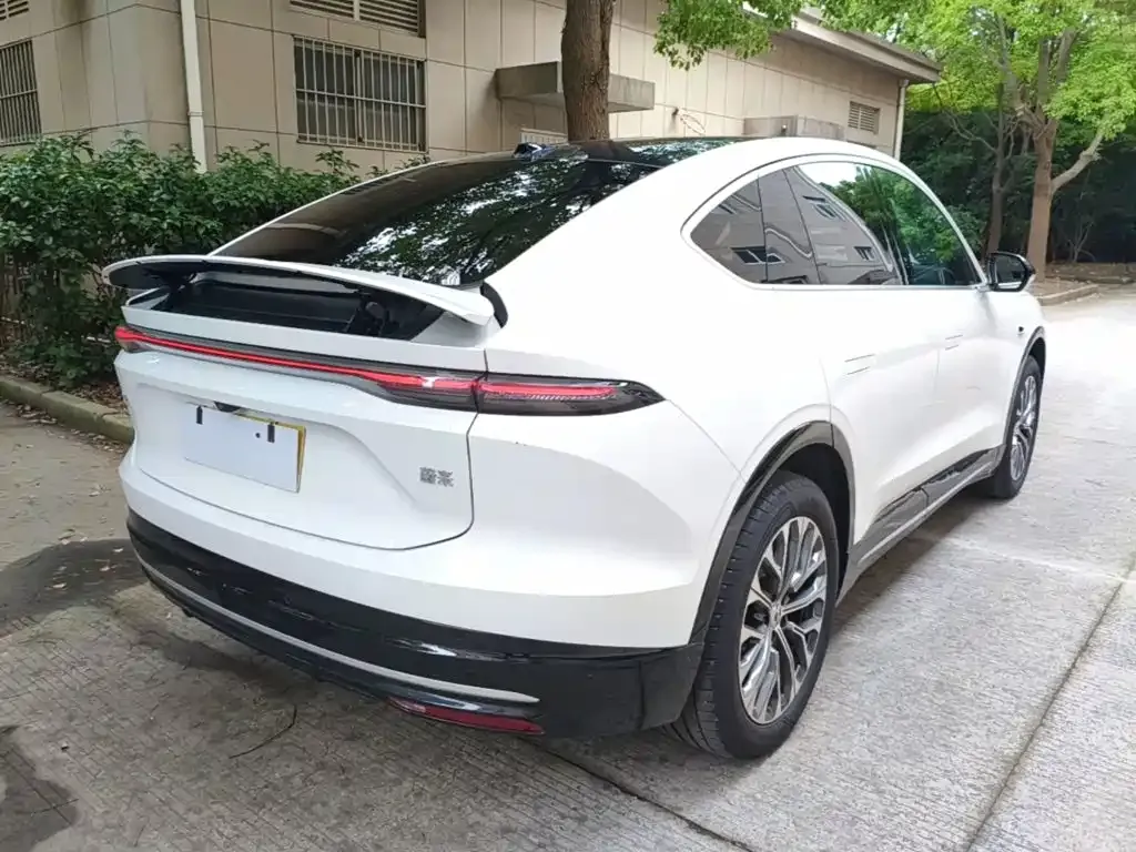 NIO EC6 — фото 7