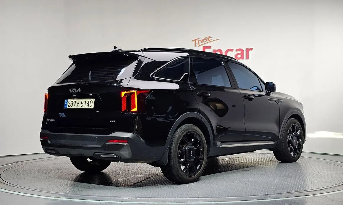 Kia Sorento — фото 6