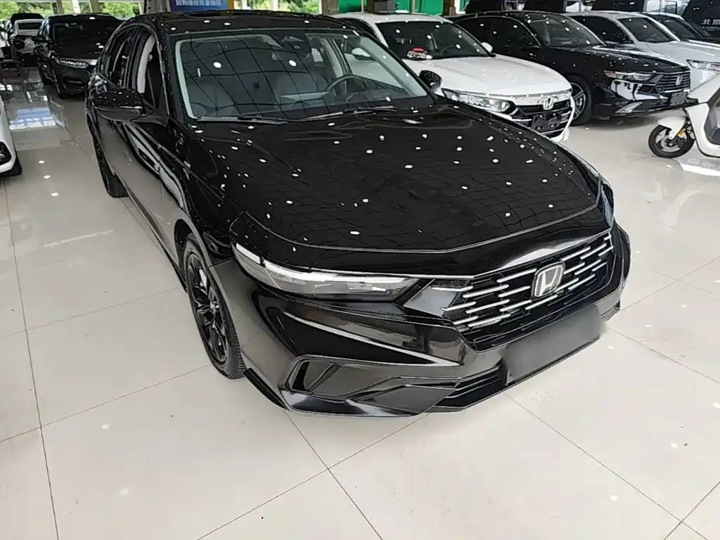 Honda Accord — фото 7