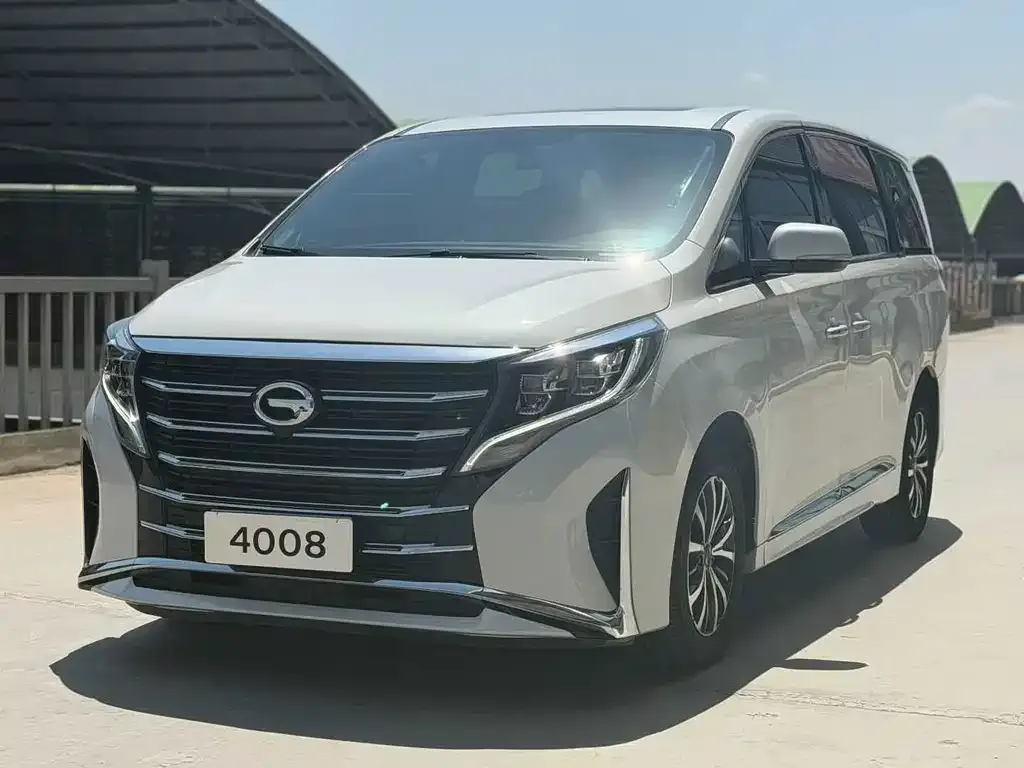 GAC Motor Trumpchi M8 — фото 1
