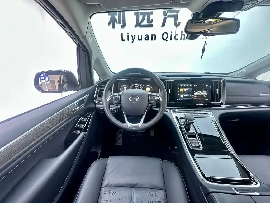 GAC Motor Trumpchi M8 — фото 10