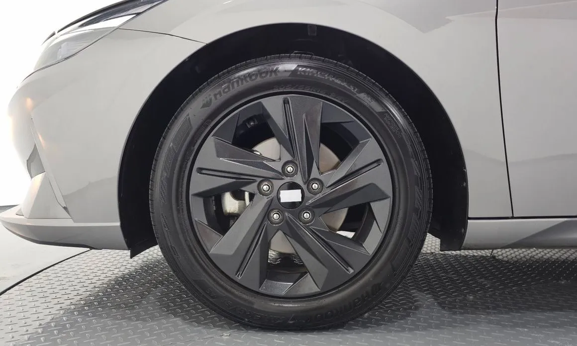 Hyundai AVANTE 2021 из KR, фото 10