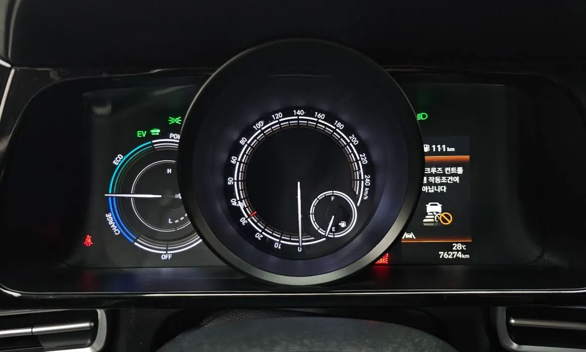 Hyundai AVANTE 2021 из KR, фото 2