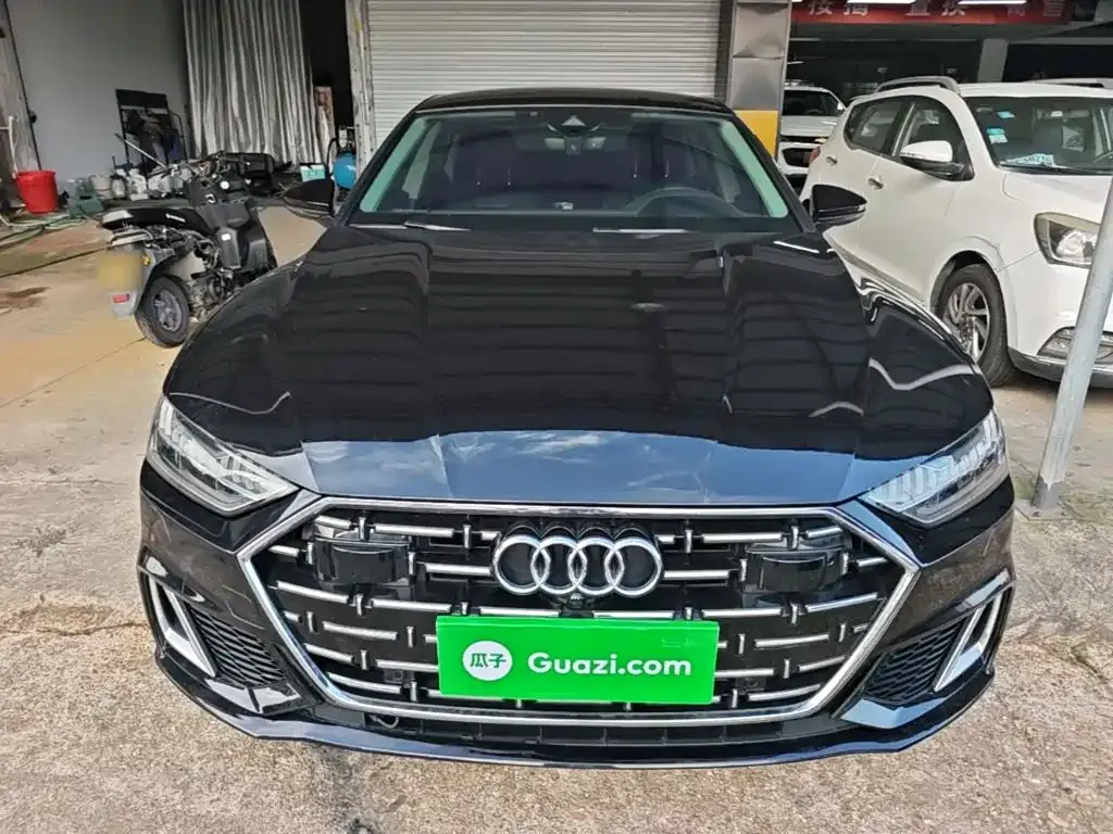 Audi A7L — фото 9