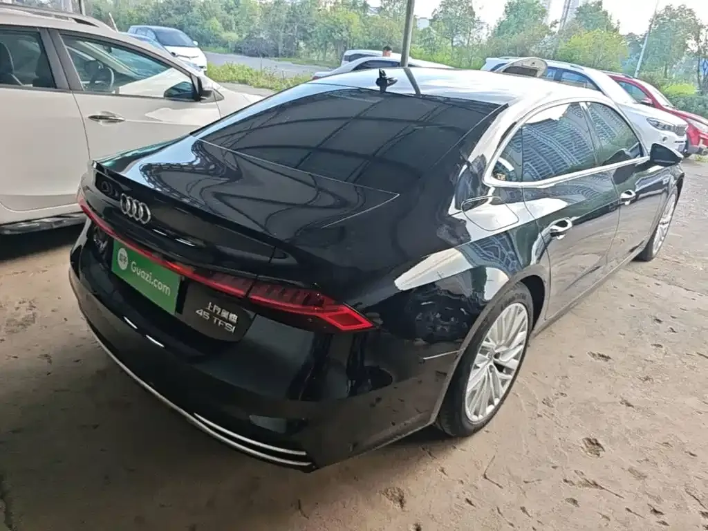 Audi A7L — фото 4