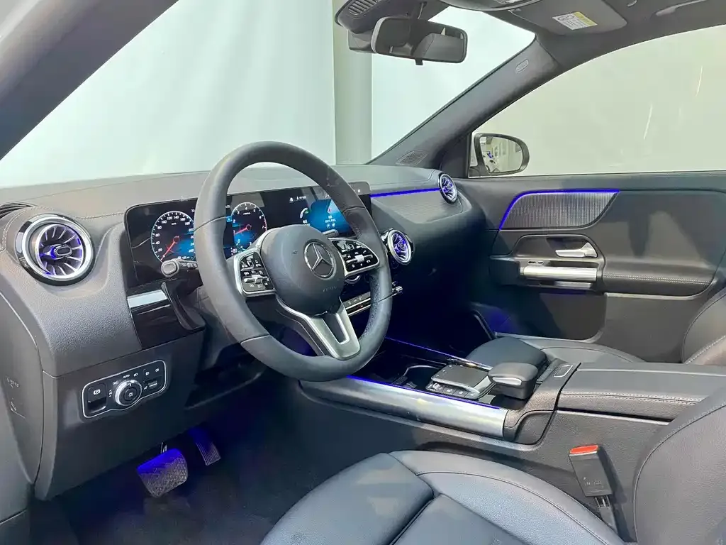 Mercedes-Benz GLA — фото 5