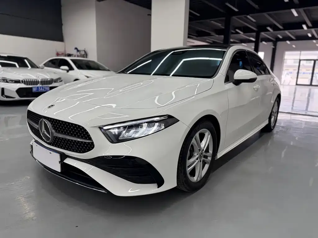 Mercedes-Benz A-Class — фото 1