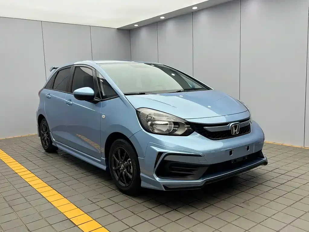 Honda Fit — фото 3