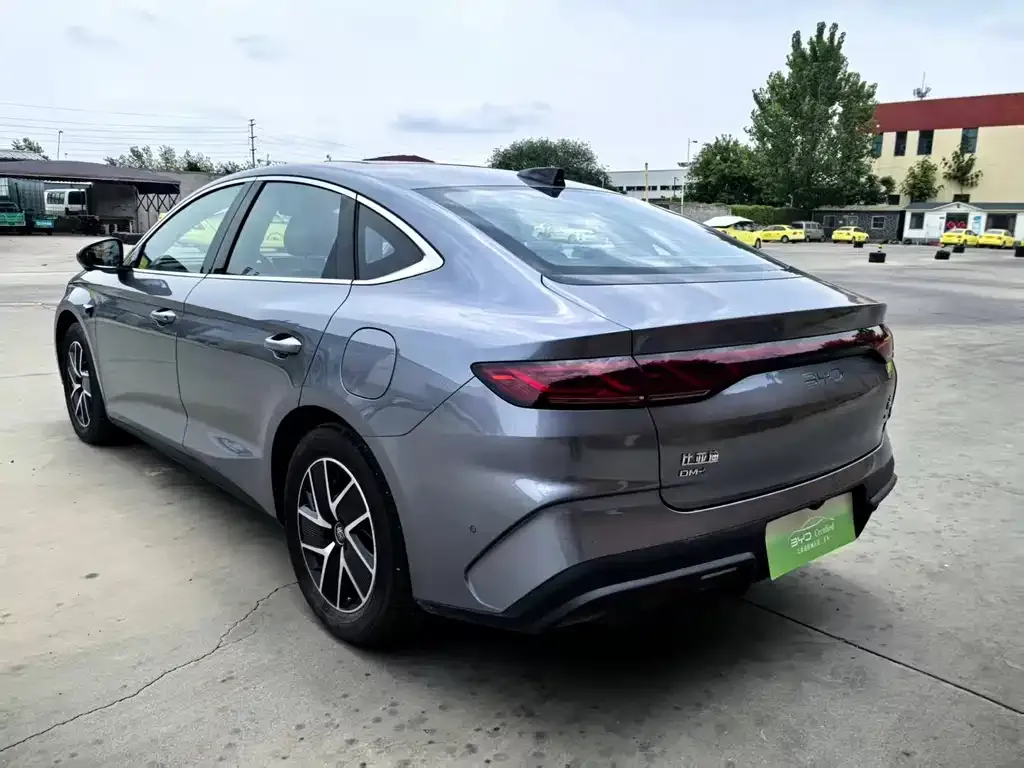 BYD Qin L — фото 2