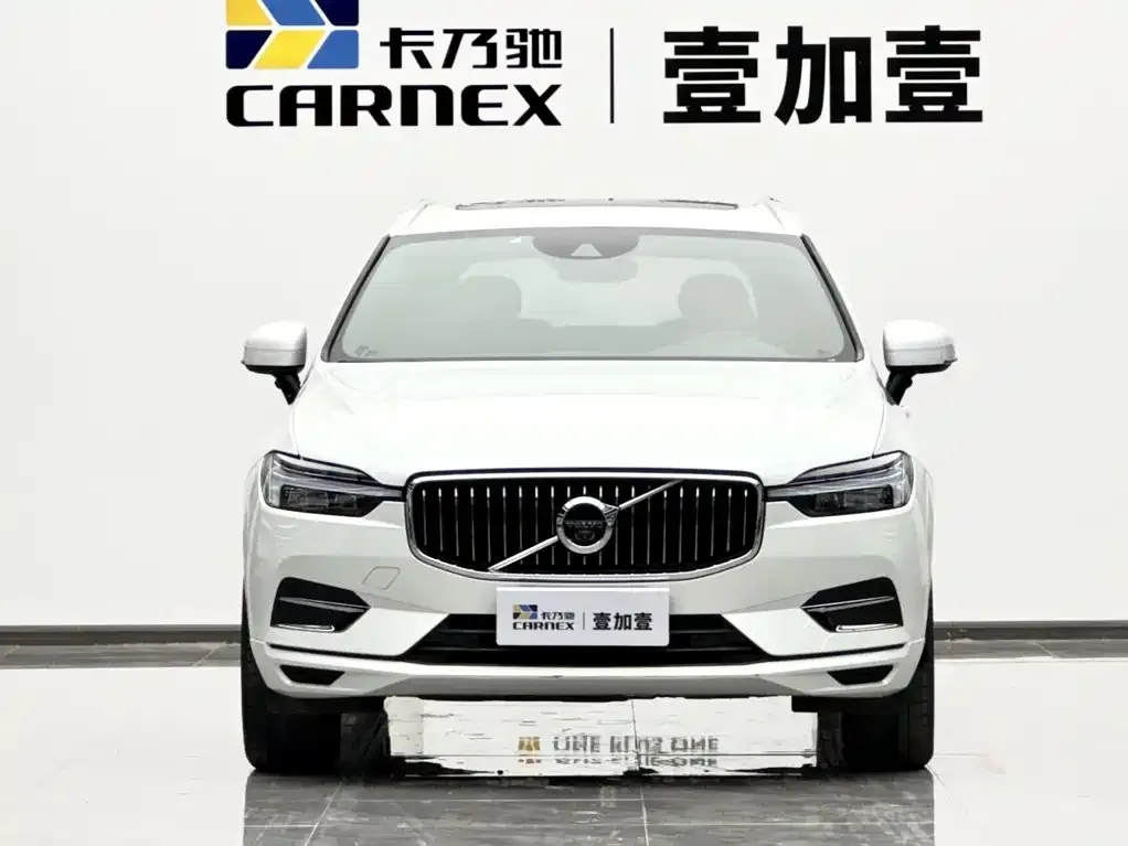 Volvo XC60 — фото 9