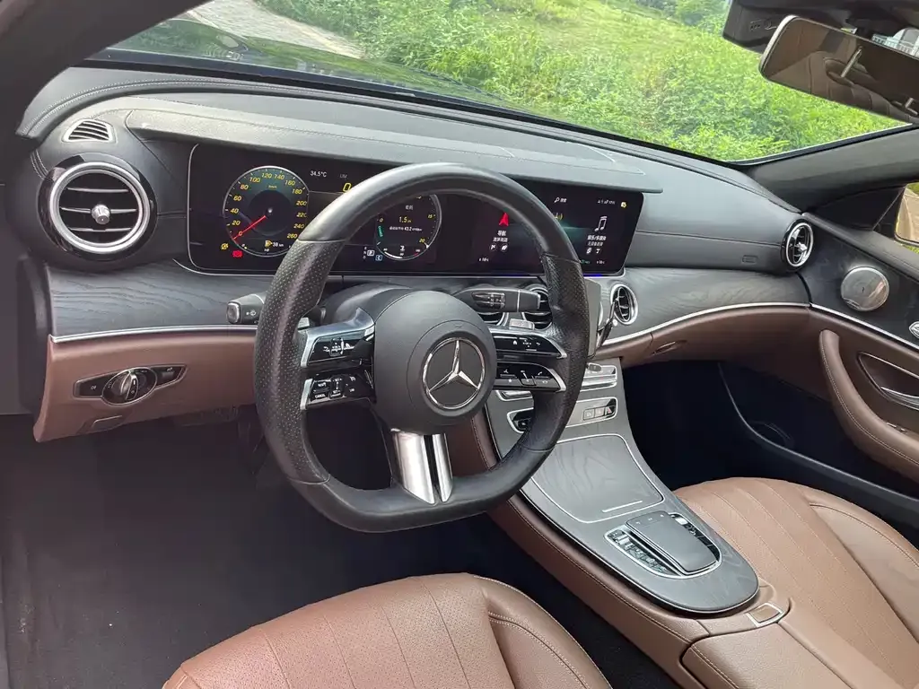 Mercedes-Benz E-Class (Import) — фото 3