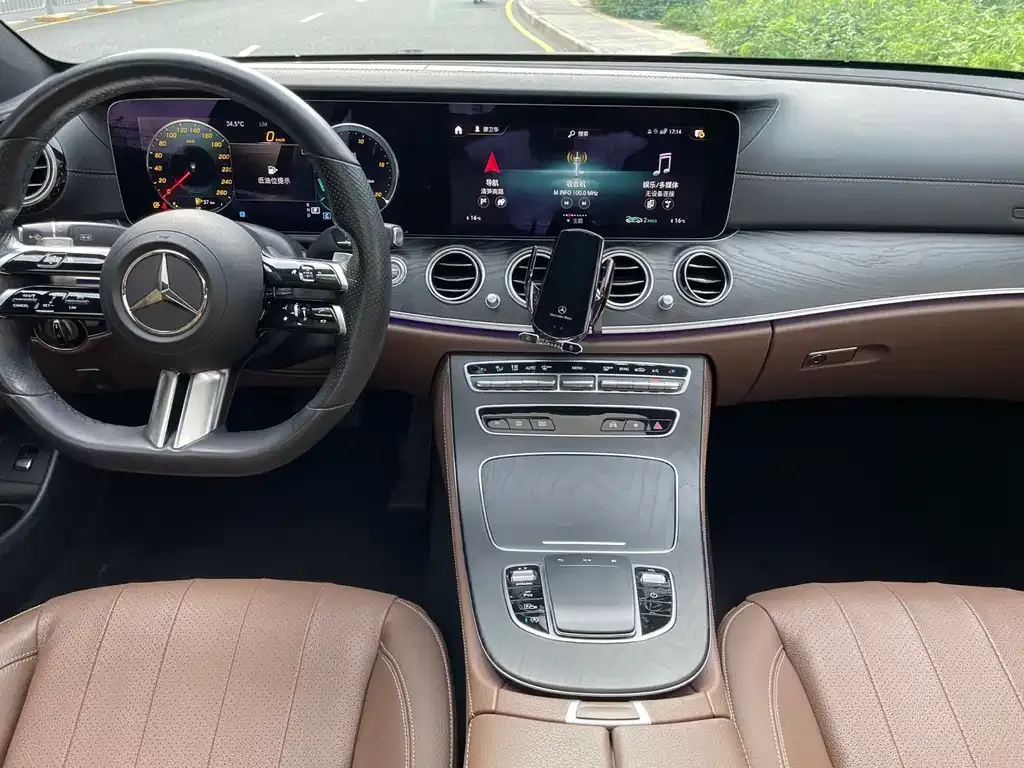 Mercedes-Benz E-Class (Import) — фото 10