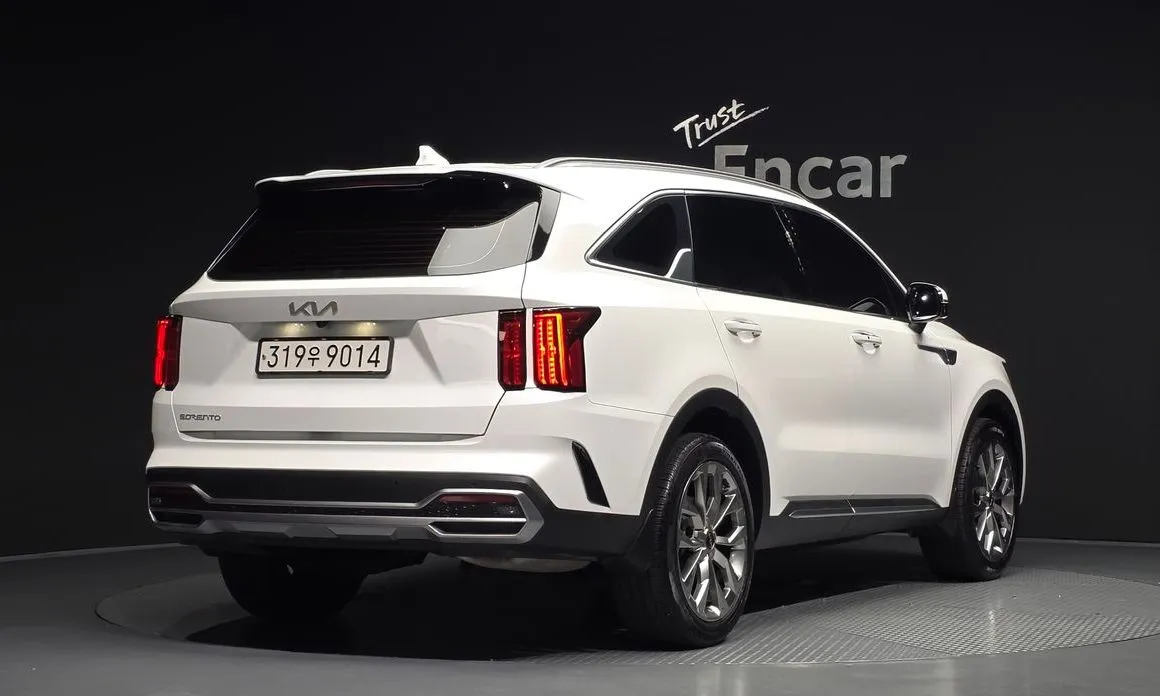 Kia Sorento — фото 3