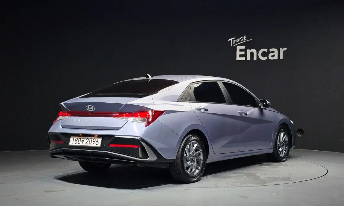 Hyundai AVANTE — фото 9