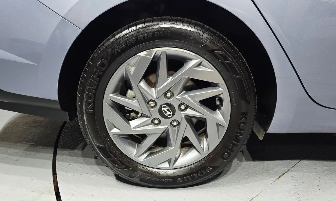 Hyundai AVANTE — фото 6