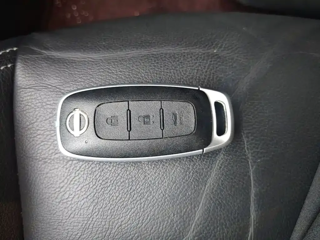 Nissan Teana — фото 10