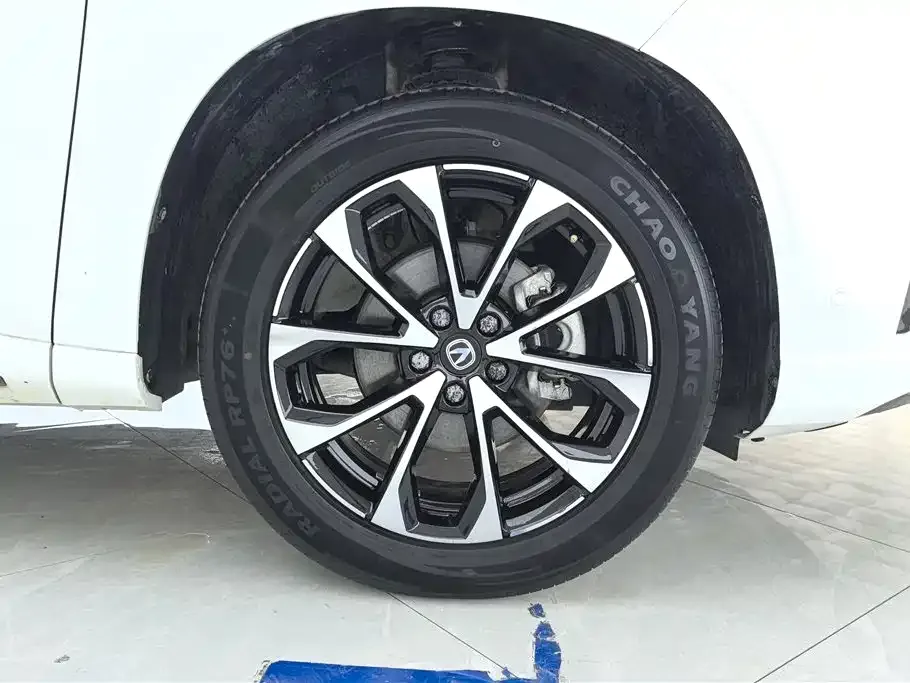 Changan UNI-Z New Energy 2024 из CN, фото 8