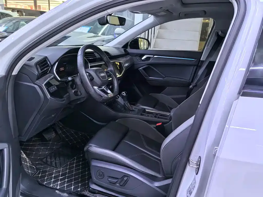 Audi Q3 Sportback — фото 6
