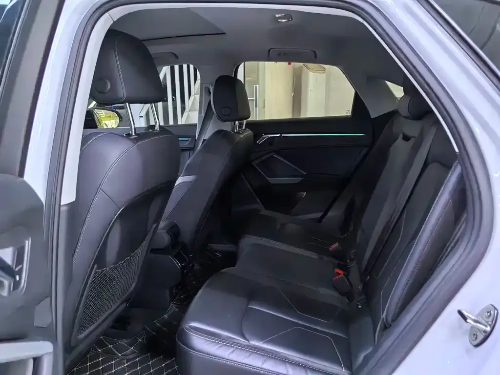 Audi Q3 Sportback — фото 10