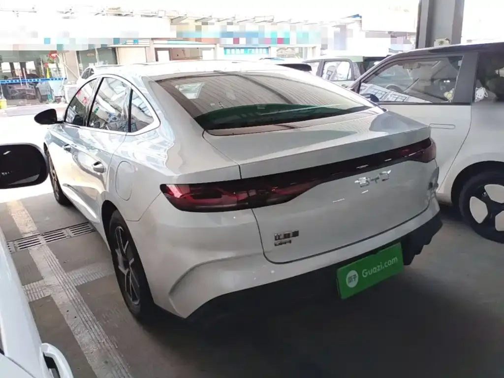 BYD Qin L — фото 2