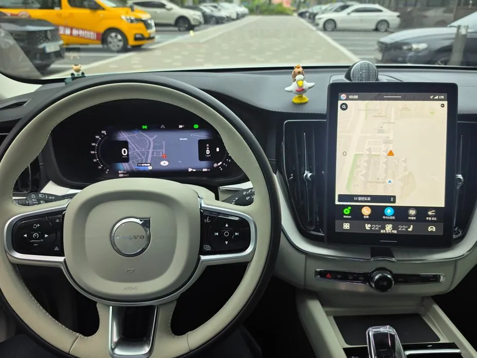 Volvo XC60 2026 из KR, фото 3