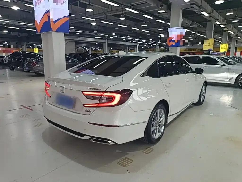 Honda Accord — фото 4