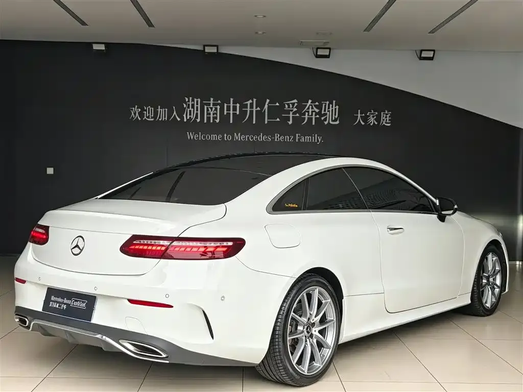 Mercedes-Benz E-Class (Import) — фото 8